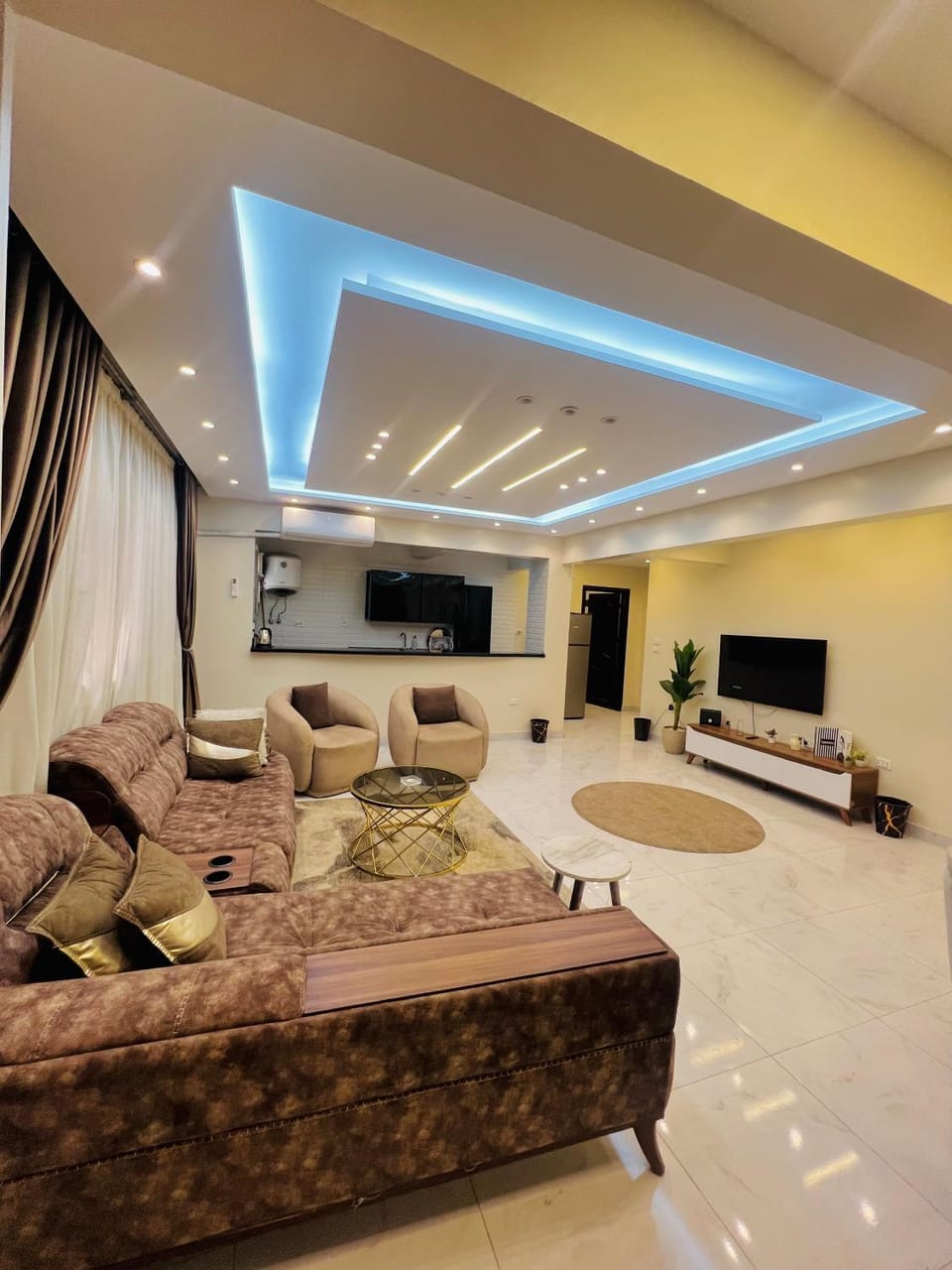 شقه فندقيه فاخره مدخل خاص Apartment in Egypt