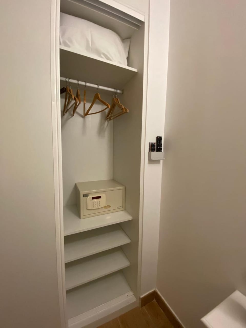safe, wardrobe
