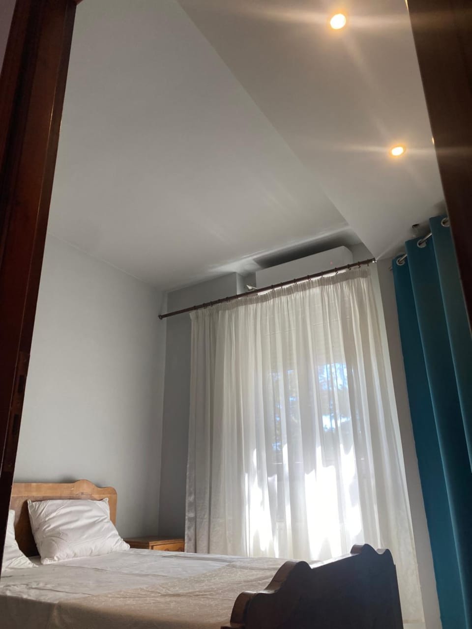 Bed, Photo of the whole room, Bedroom, air conditioner