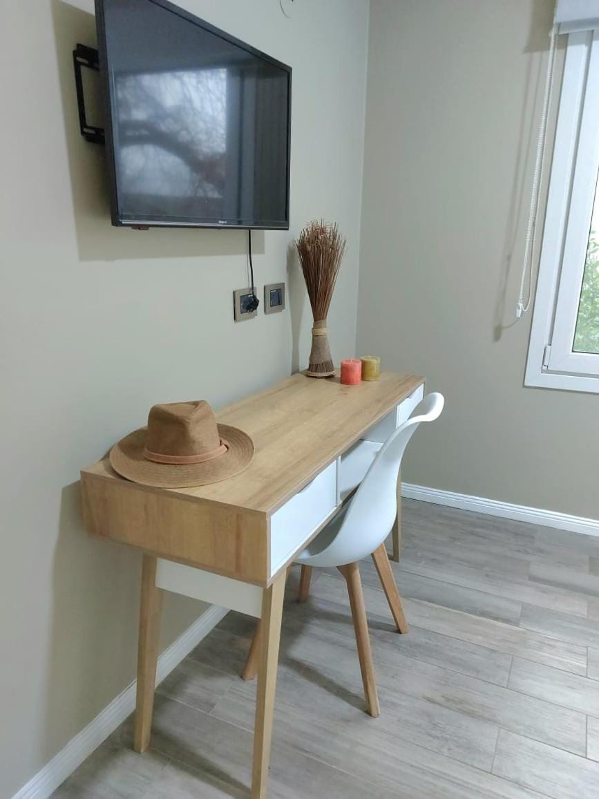 TV and multimedia, Seating area
