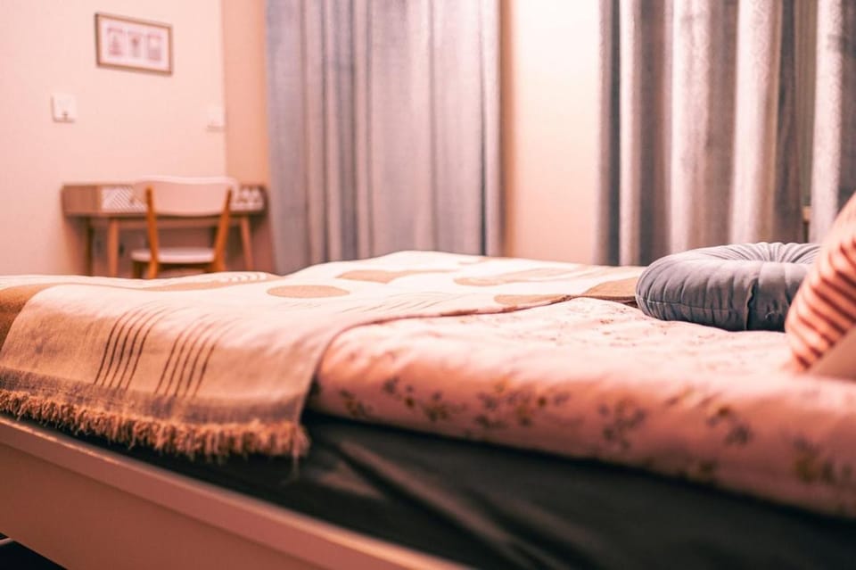 Dream Hill Nest-Boho Vintage Hideaway Apartment in Plovdiv