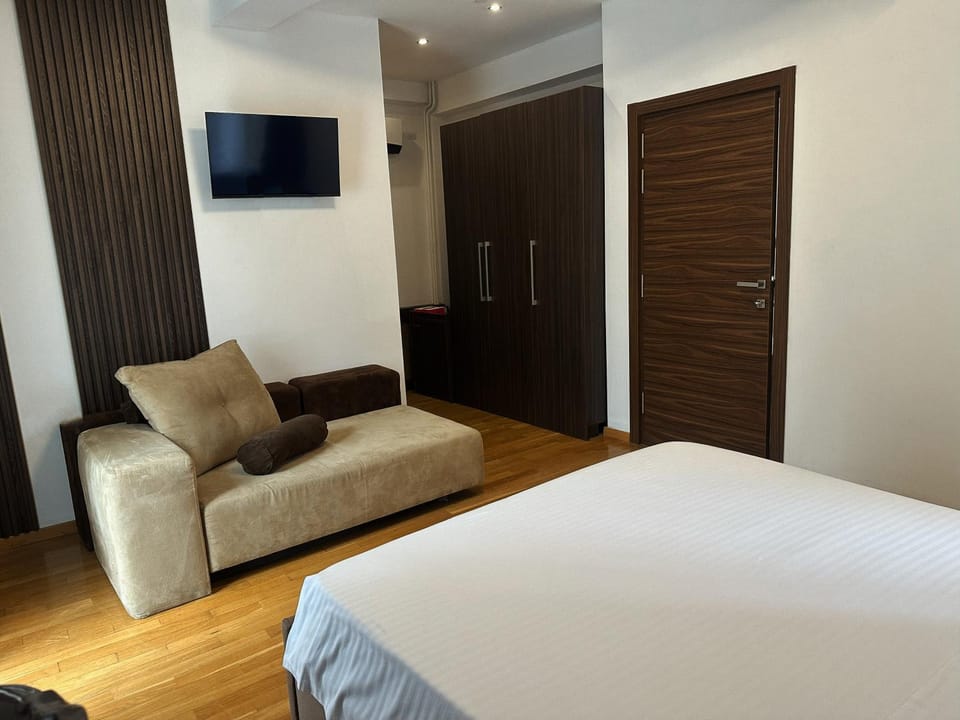 Living room, Seating area, Bedroom, wardrobe