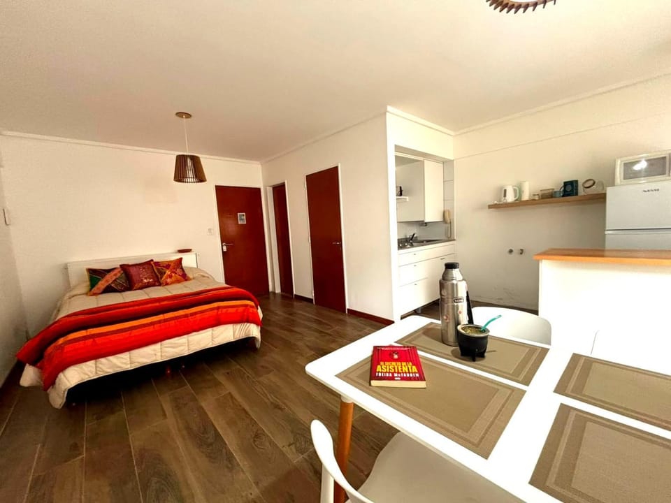 Bed, Kitchen or kitchenette, Photo of the whole room