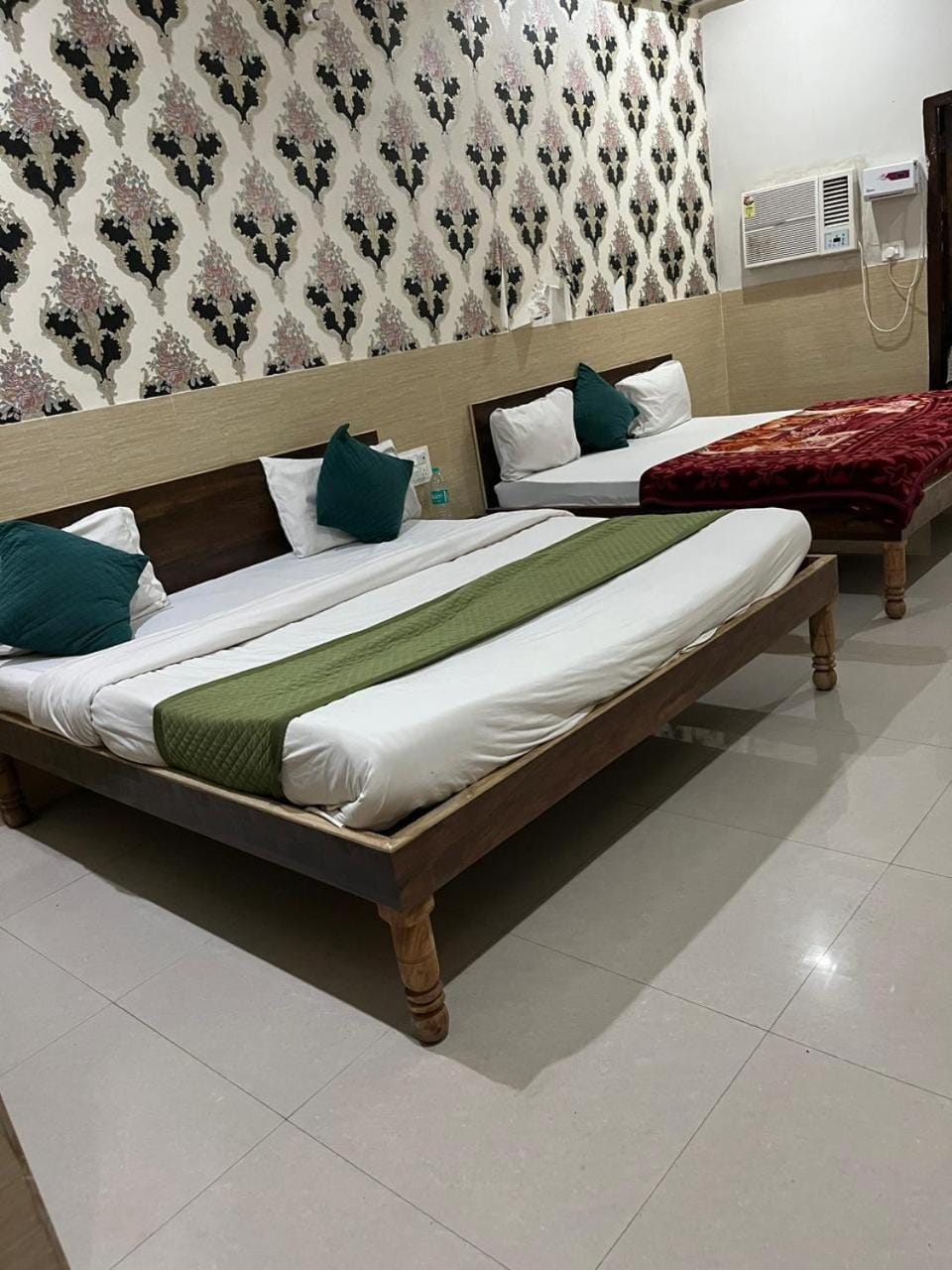 Guest house Apartment in Uttar Pradesh