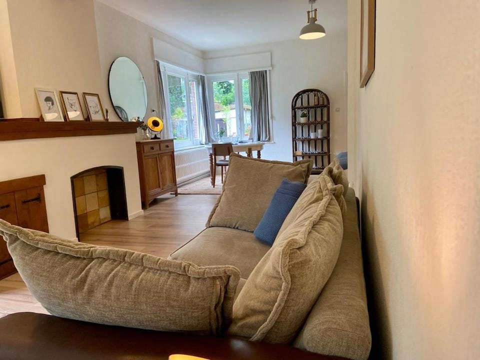 Romantic BNB, Castle-Nature Walks, Sauna, Garden Apartment in North Brabant (province)