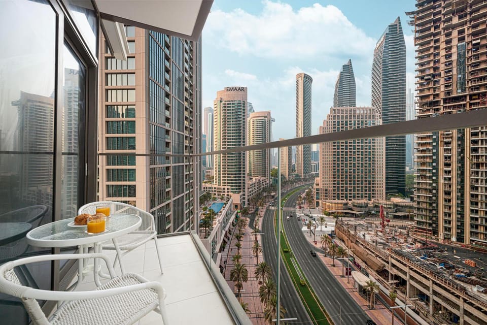 Day, View (from property/room), Balcony/Terrace, Seating area, City view