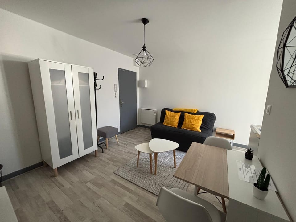 Living room, Seating area, Dining area, wardrobe