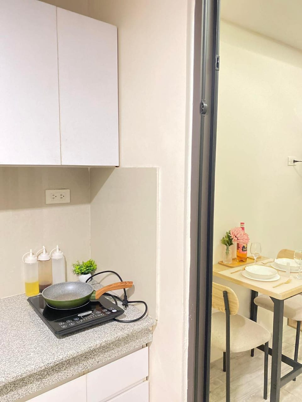 Thyme Residence The VAs Nest Near Anjo World Free Pool and Gym Apartment hotel in Central Visayas