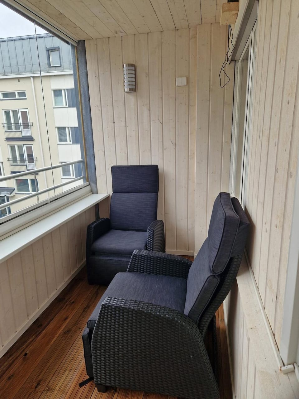 Kajaanin ydinkeskustassa 4 huonetta, keittiö ja sauna Apartment in Finland