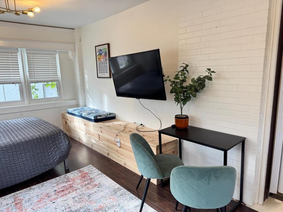 The Pandora Studio Apartment in Waterloo