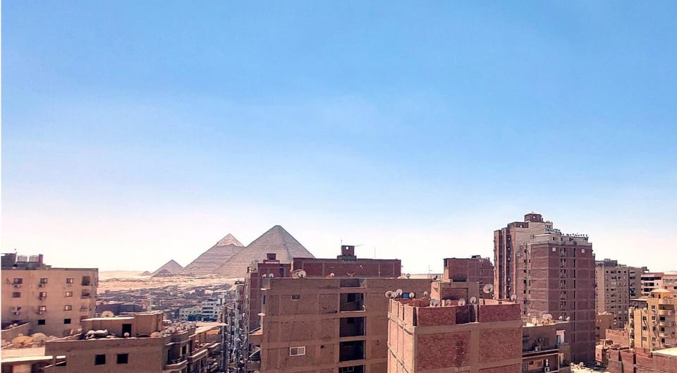Property building, Day, Balcony/Terrace, City view