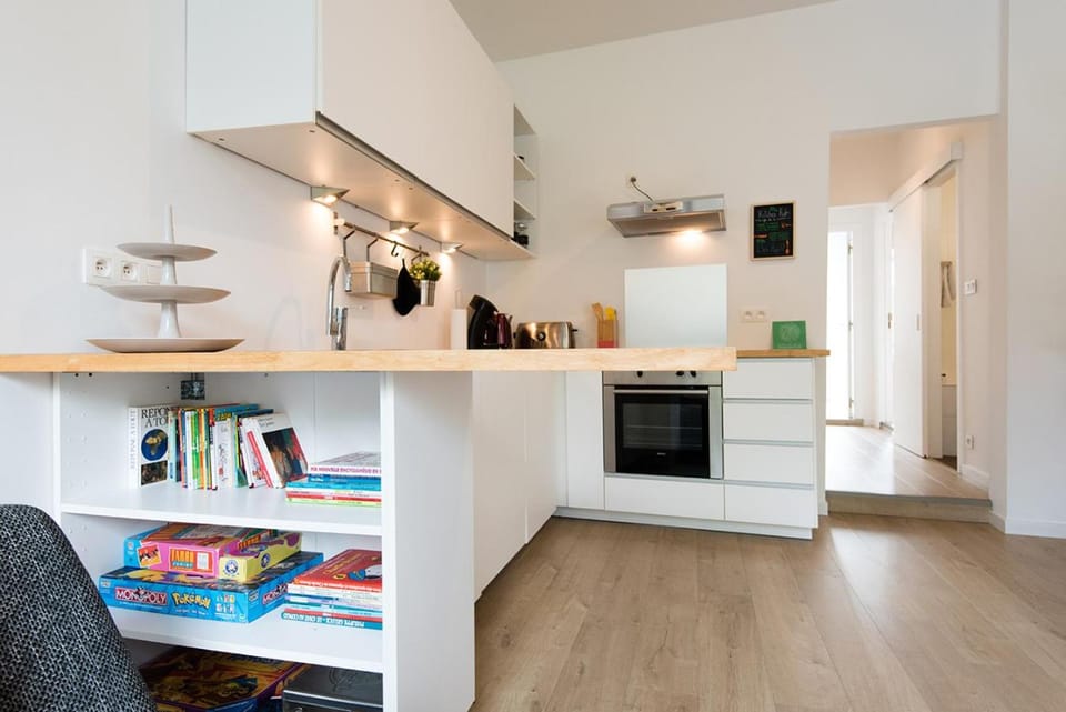 Kitchen or kitchenette