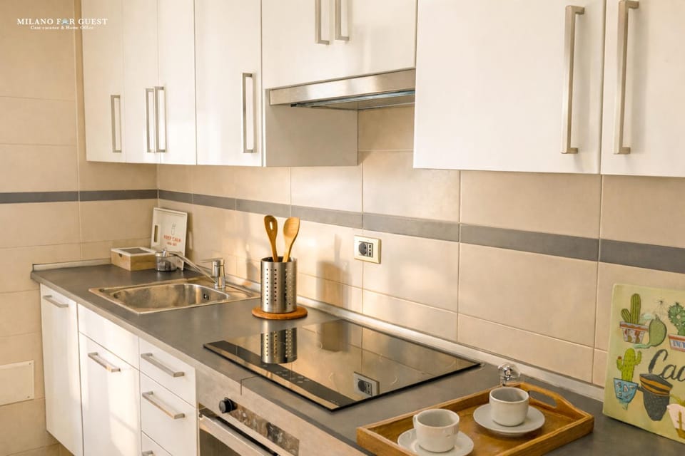 Kitchen or kitchenette, kitchen