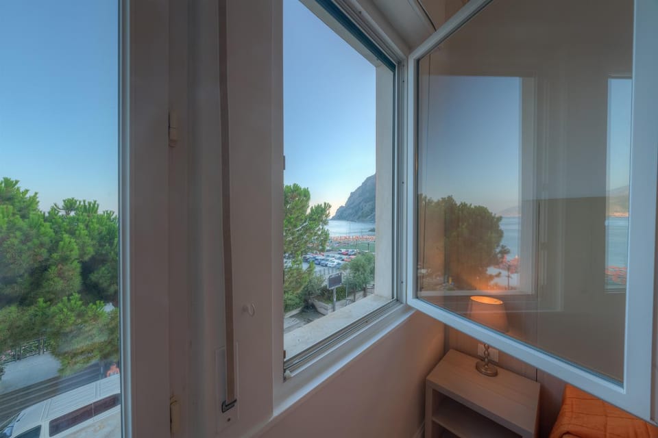 Nearby landmark, Sea view