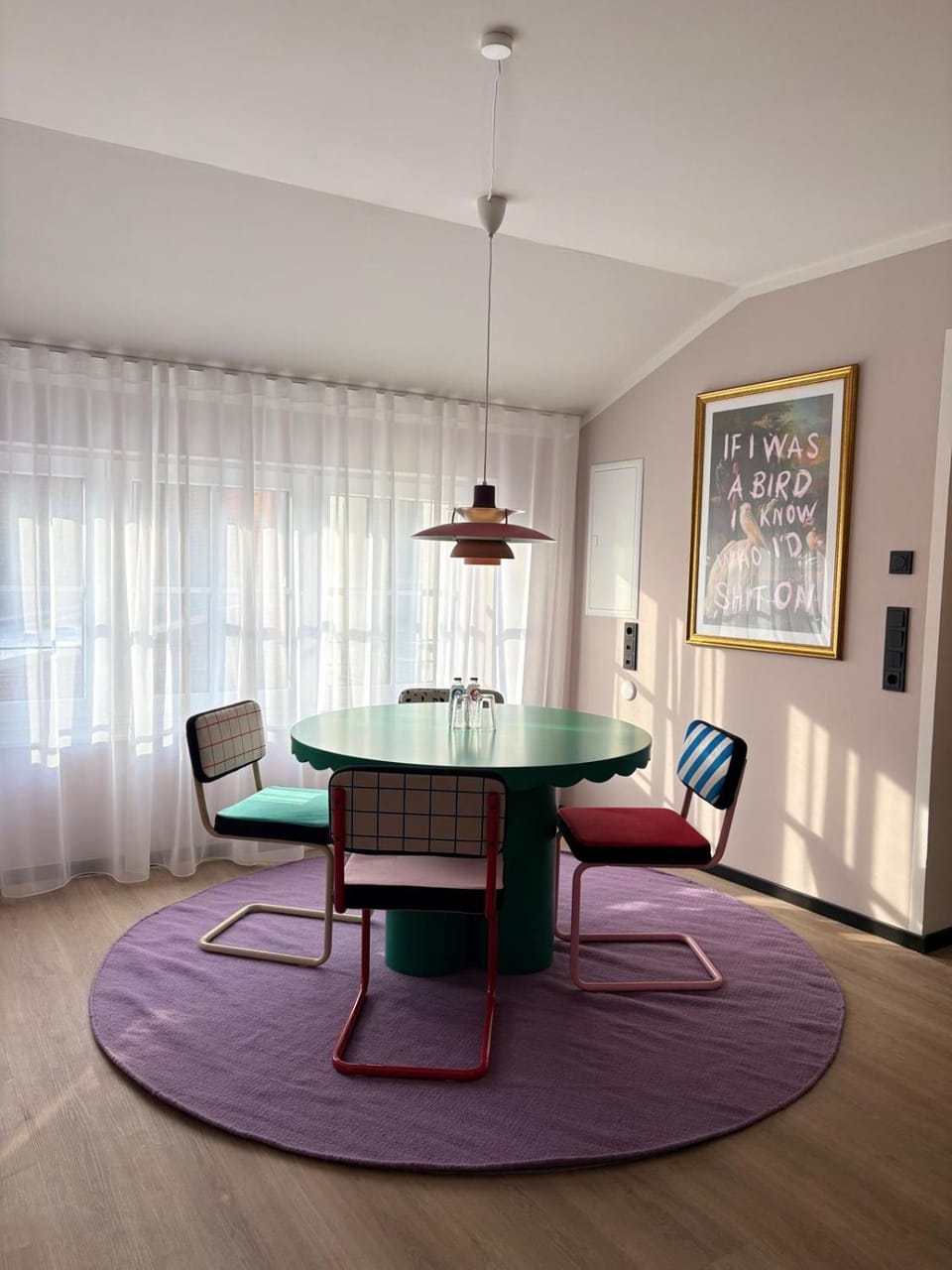 Seating area, Dining area