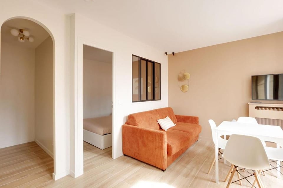 Boulogne Albert Khan Apartment in Paris