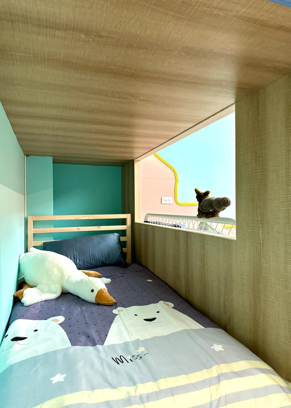 bunk bed