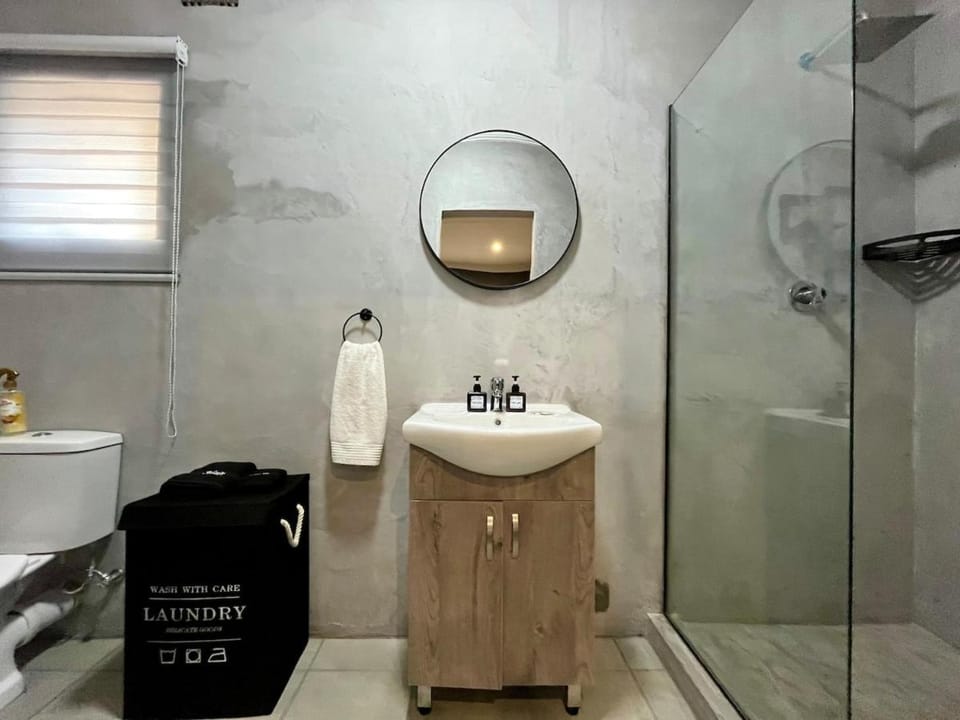 OR Tambo Guest Retreat Unit 3 Apartment in Gauteng