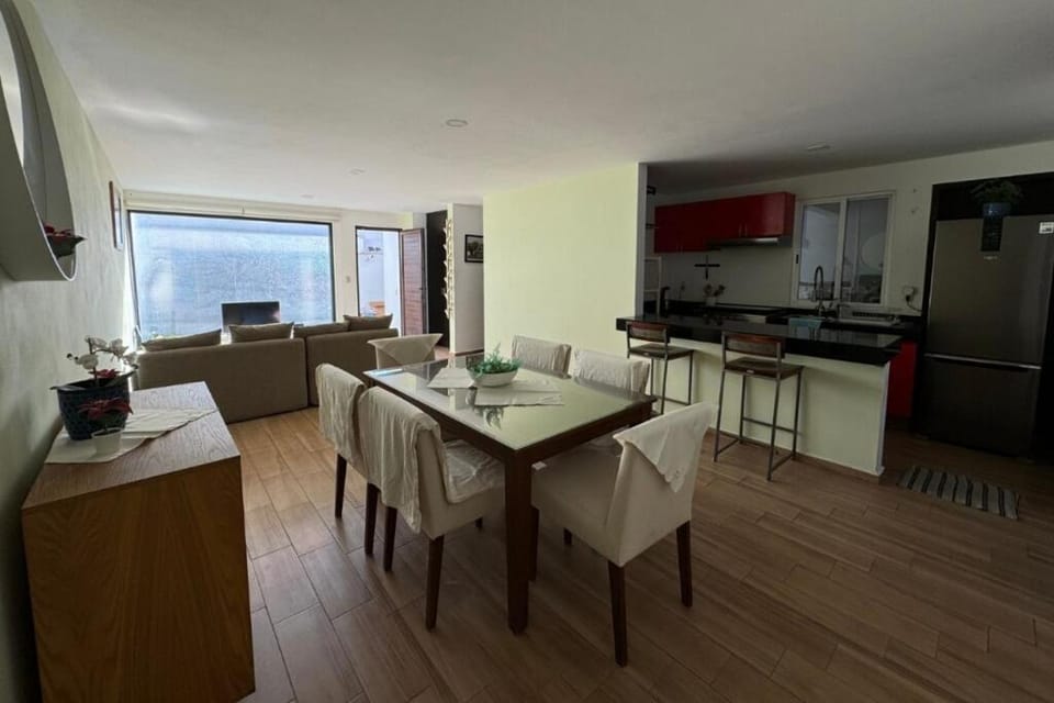 Full apartment w Parking Office and Laundry Apartment in Mexico City