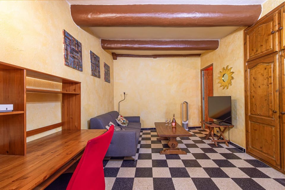 Séjour serein au cœur de la Vieille Ville - Menton Apartment in Menton