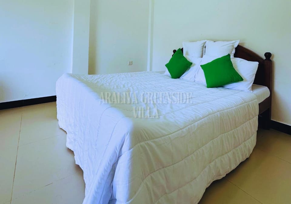 Bed, Bedroom, air conditioner