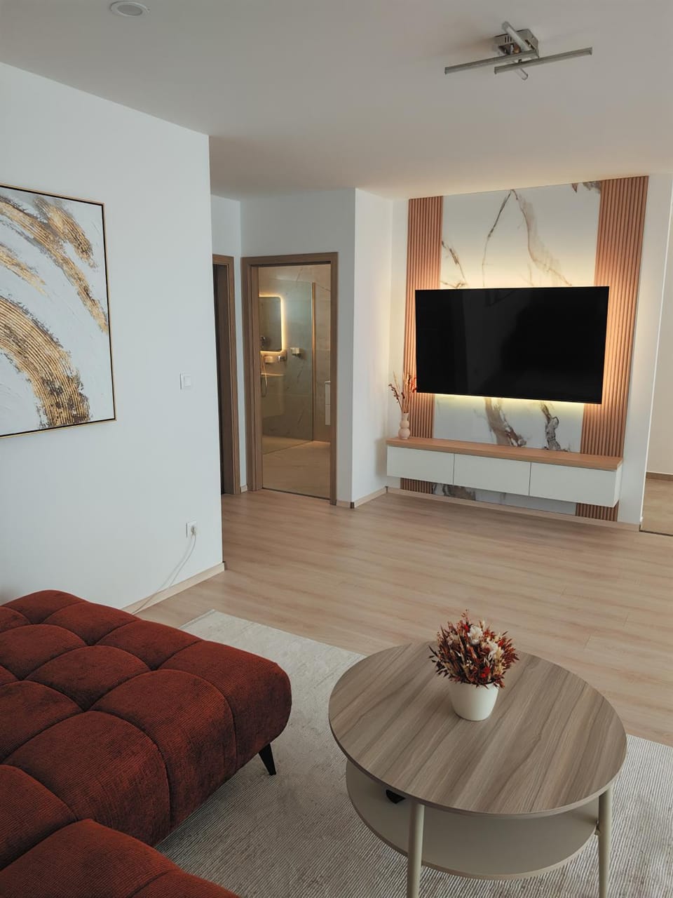 Communal lounge/ TV room