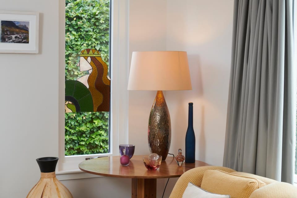 Lounge or bar, Decorative detail