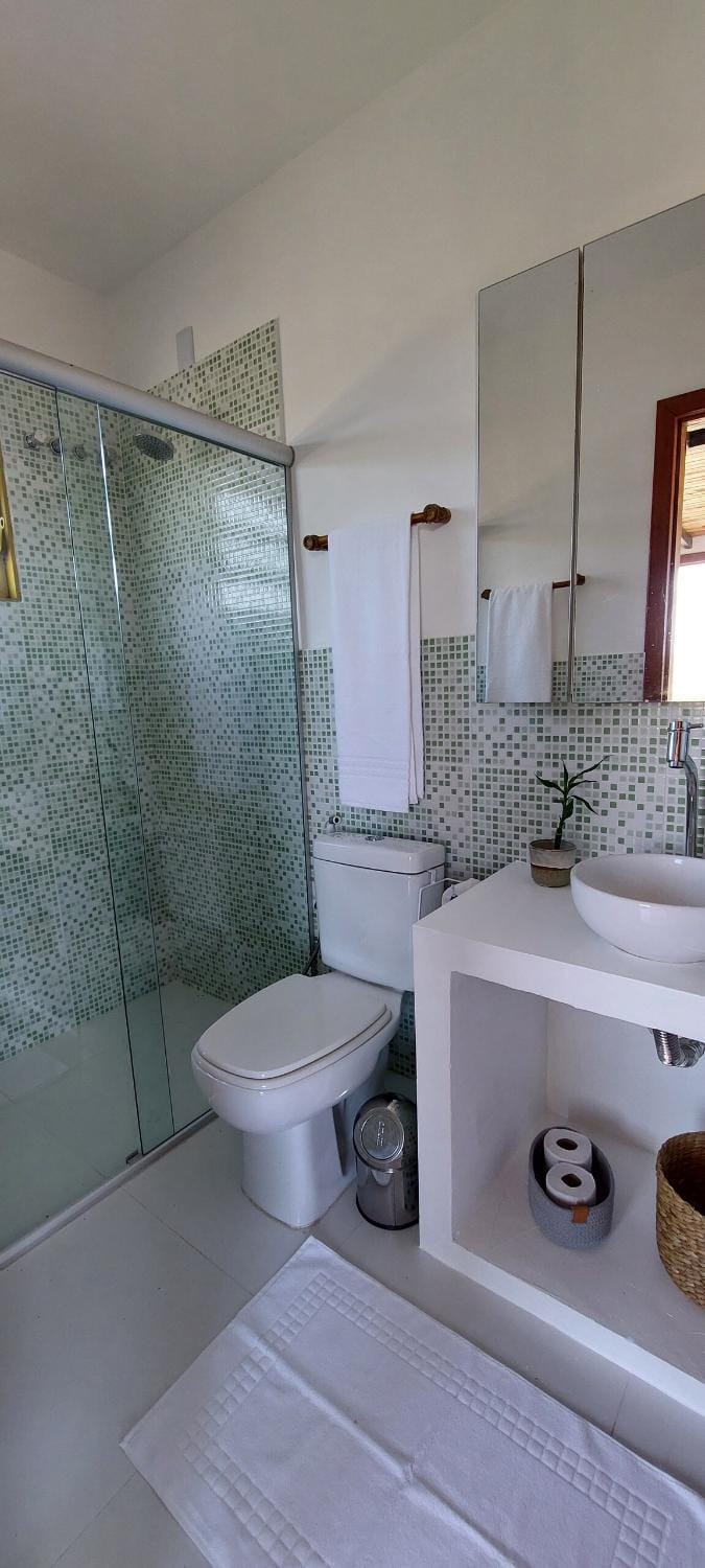 Shower, Bathroom, towels