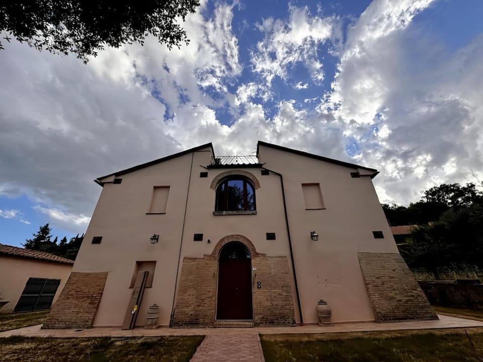 Podere San Luigi Villa in Tuscany