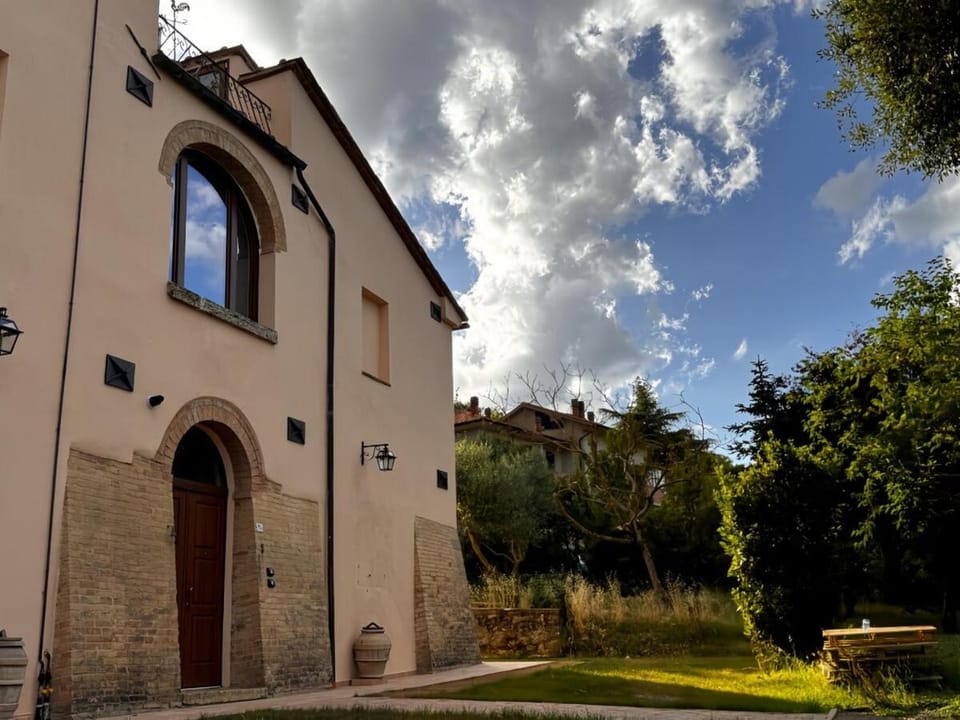 Podere San Luigi Villa in Tuscany