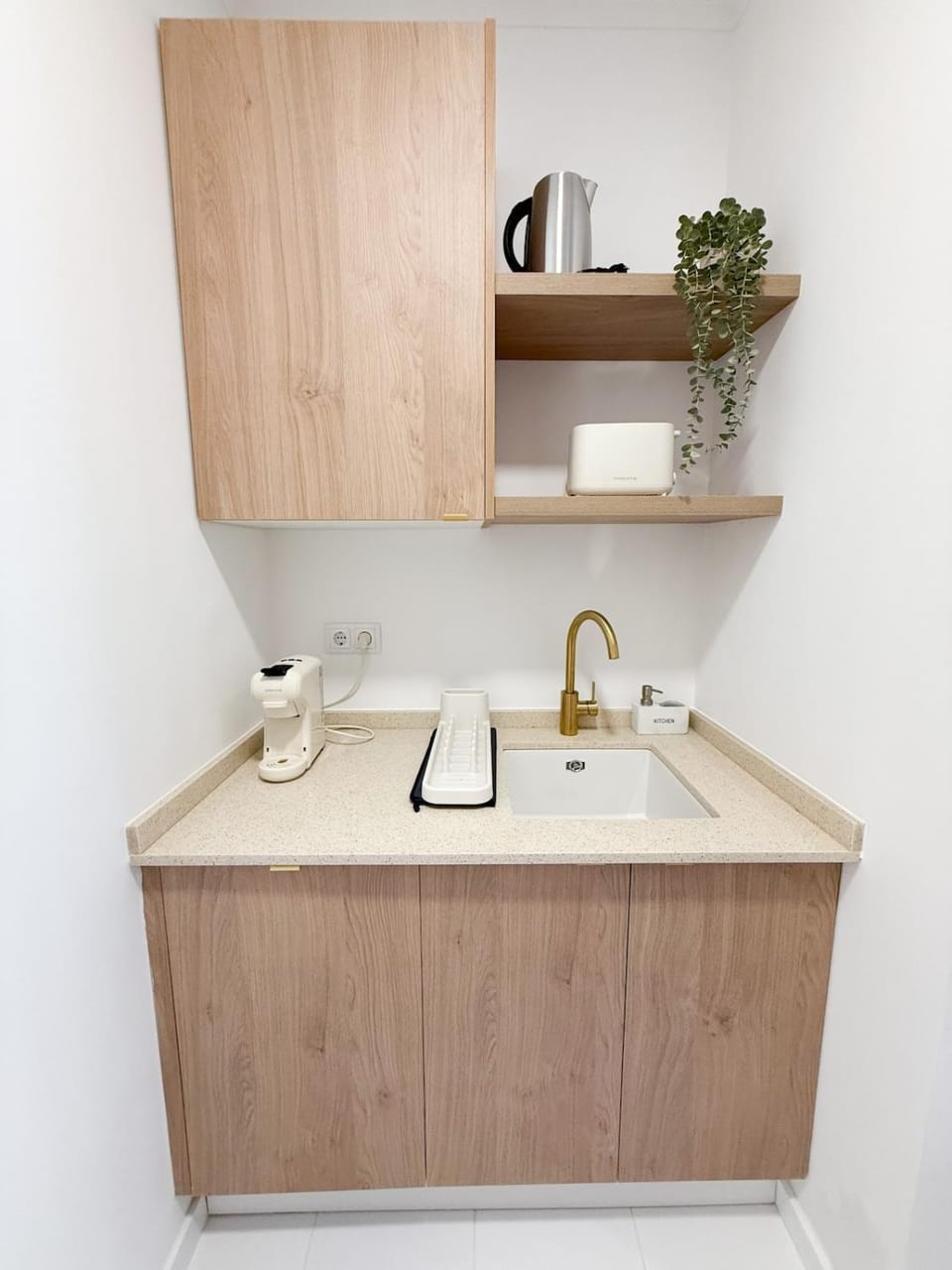 The Charming 1BR Retreat at Caparica, by 351Lisbon Apartment in Costa da Caparica