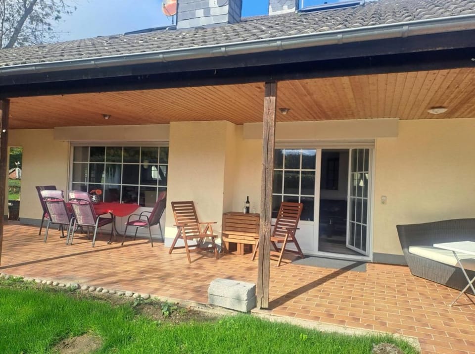 Garden, Balcony/Terrace
