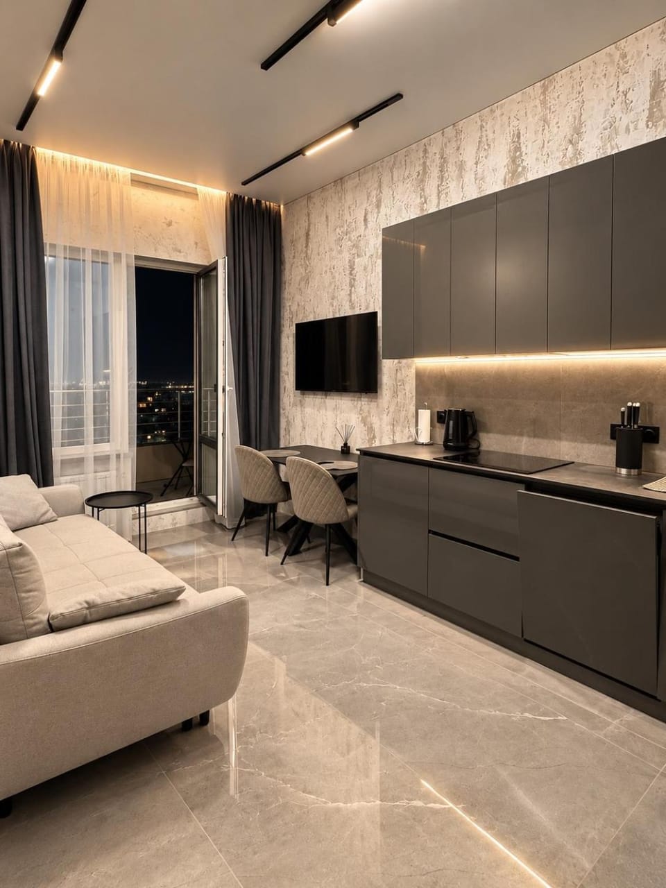 Аркадия ЖК Атмосфера 24 этаж , паркинг, море Apartment in Odessa