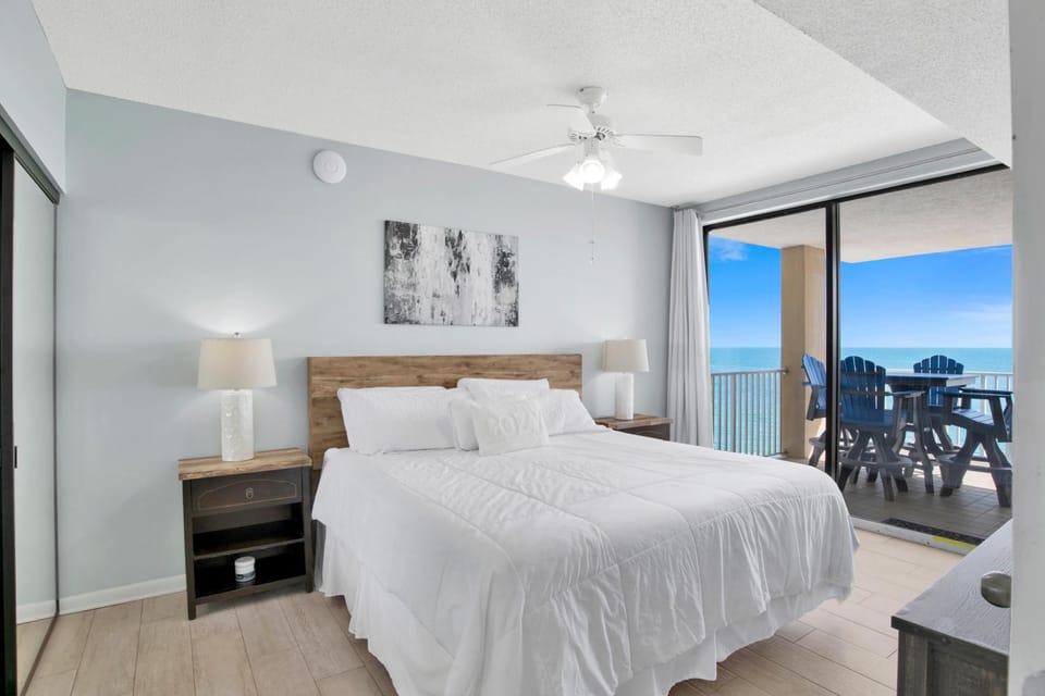 Bedroom, Sea view