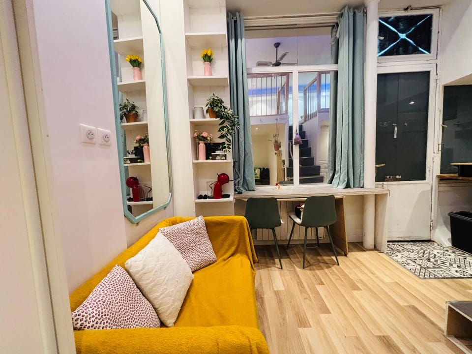 Cozy loft near the Marais district Apartment in Paris