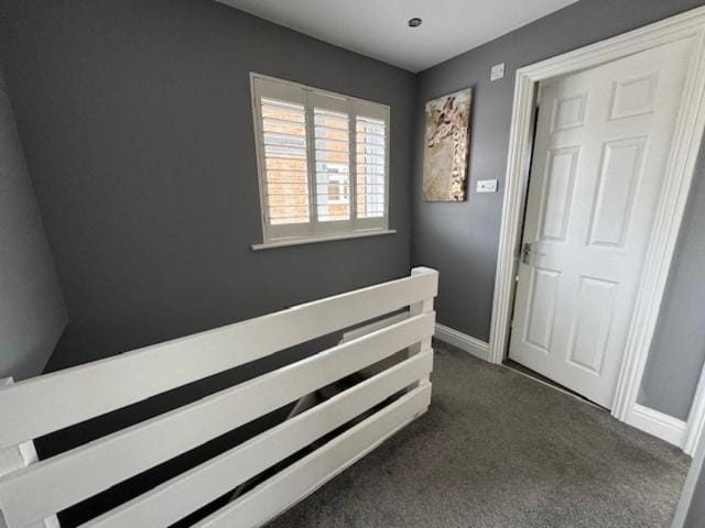Stylish Family Home, Sleeps 6, Parking and Garden House in Horsham