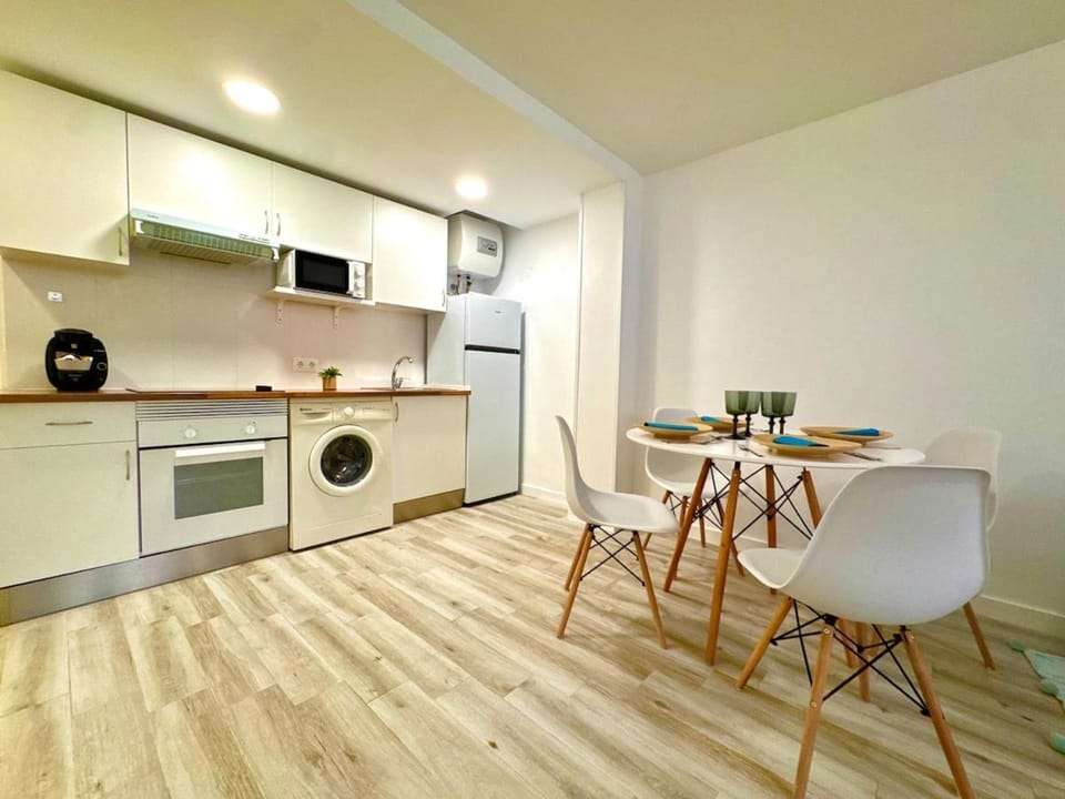 Business Suite Tres Cantos Pool Temporary Rent Apartment in Community of Madrid
