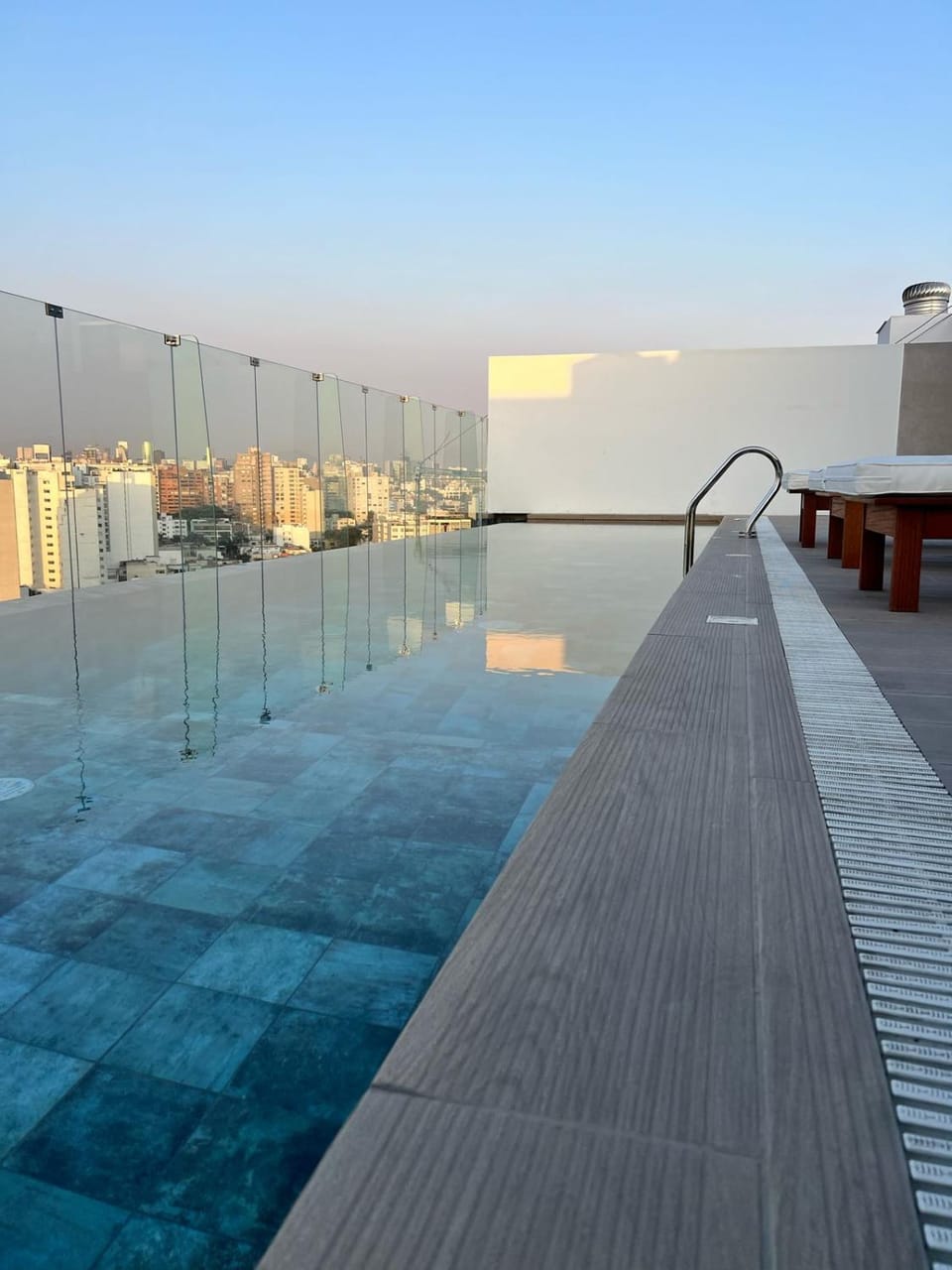 Swimming pool, Swimming pool