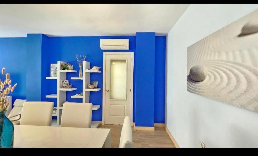 Living room, air conditioner