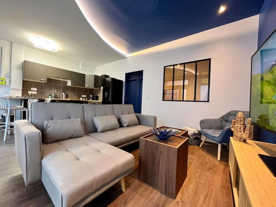 TV and multimedia, Living room, Dining area, heating