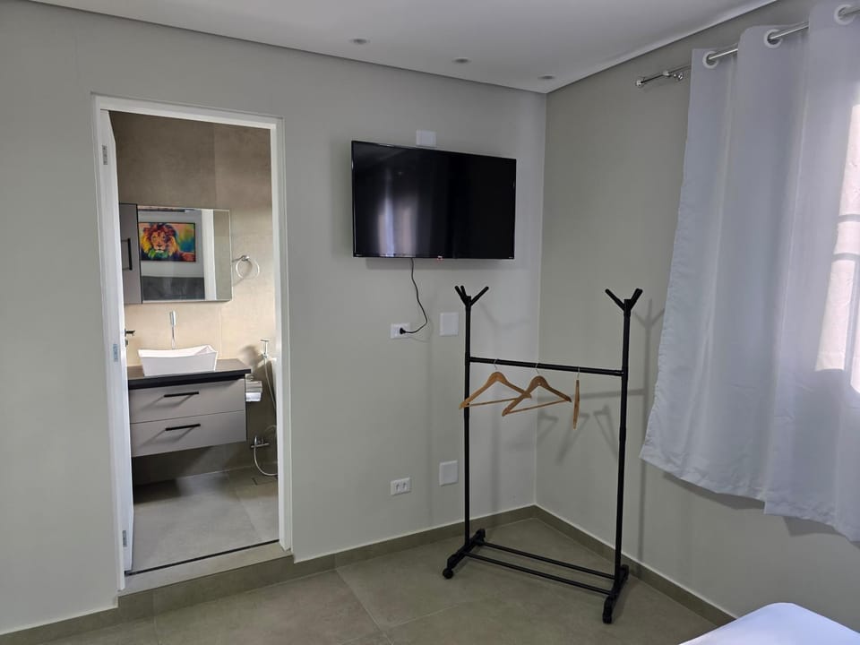 TV and multimedia, Bedroom