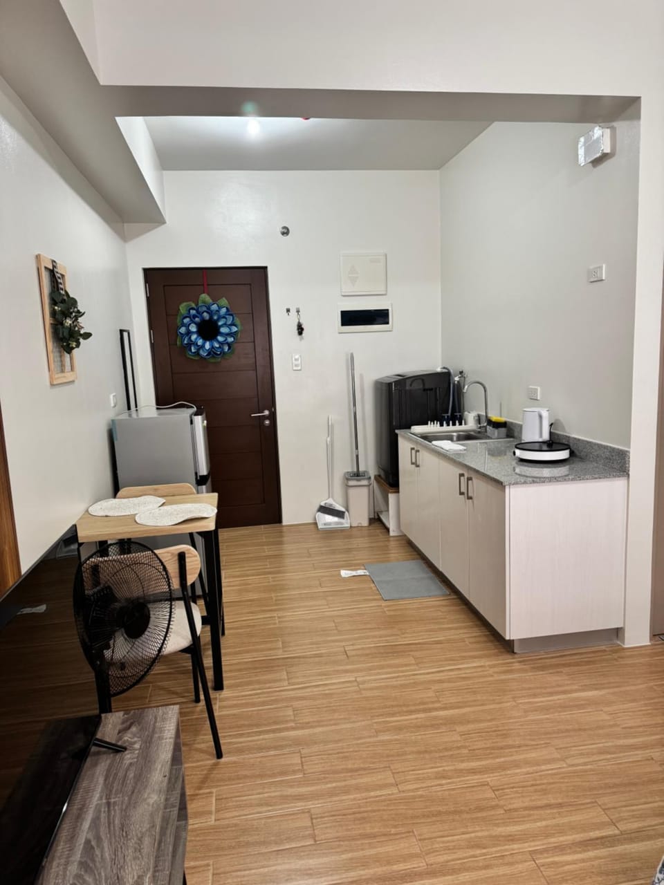 Mels Place at Tulip Garden Condominium Southwoods Apartment hotel in Santa Rosa