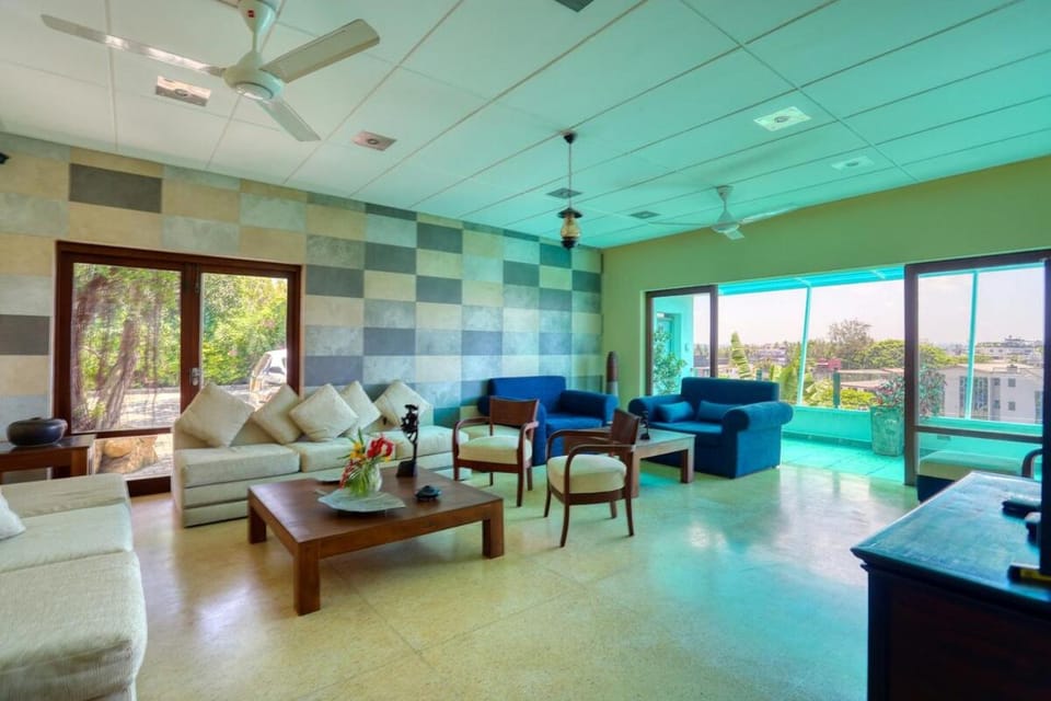Mount Marina Villas - HAZEL Apartment in Galle