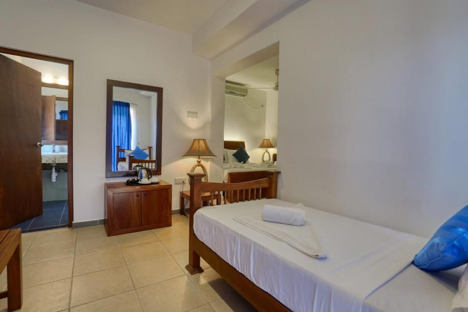 Mount Marina Villas - HAZEL Apartment in Galle