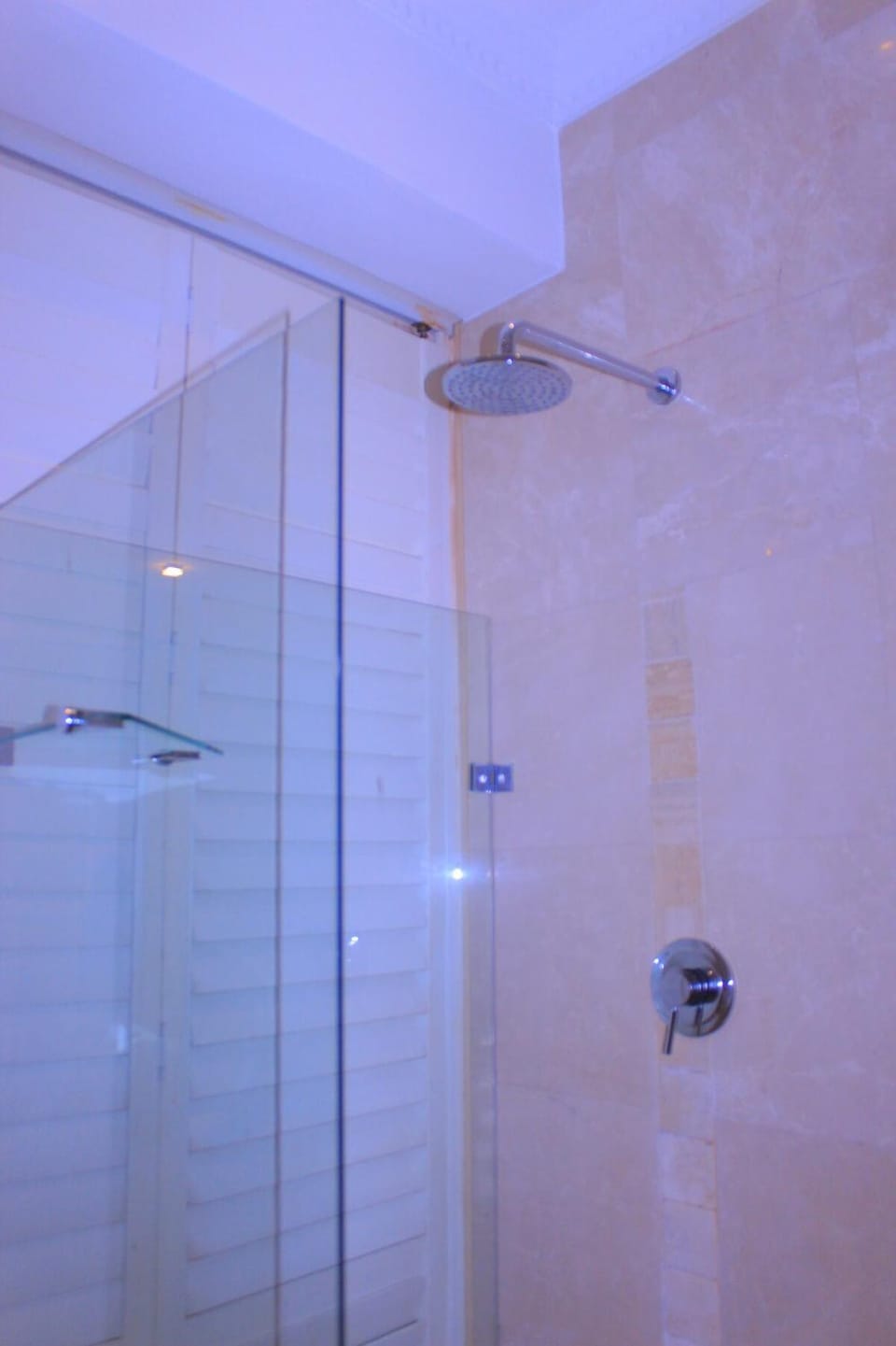 Spacious Top-Floor City Center Apartment with Stunning City Views Apartment in Cape Town