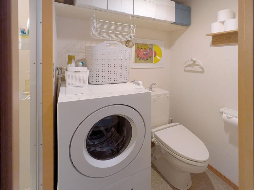 Toilet, Bathroom, washing machine, dryer