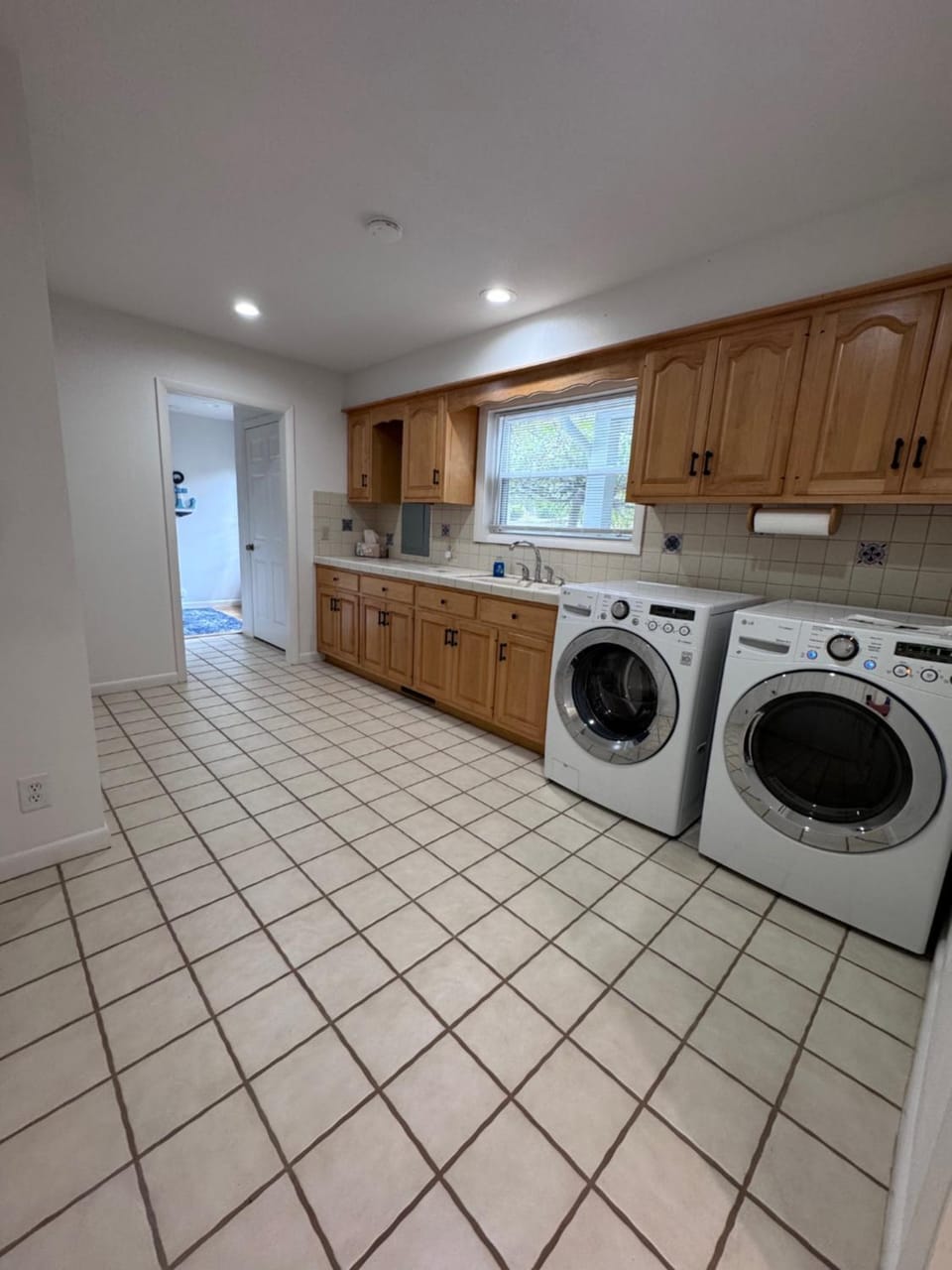 laundry, washing machine, dryer