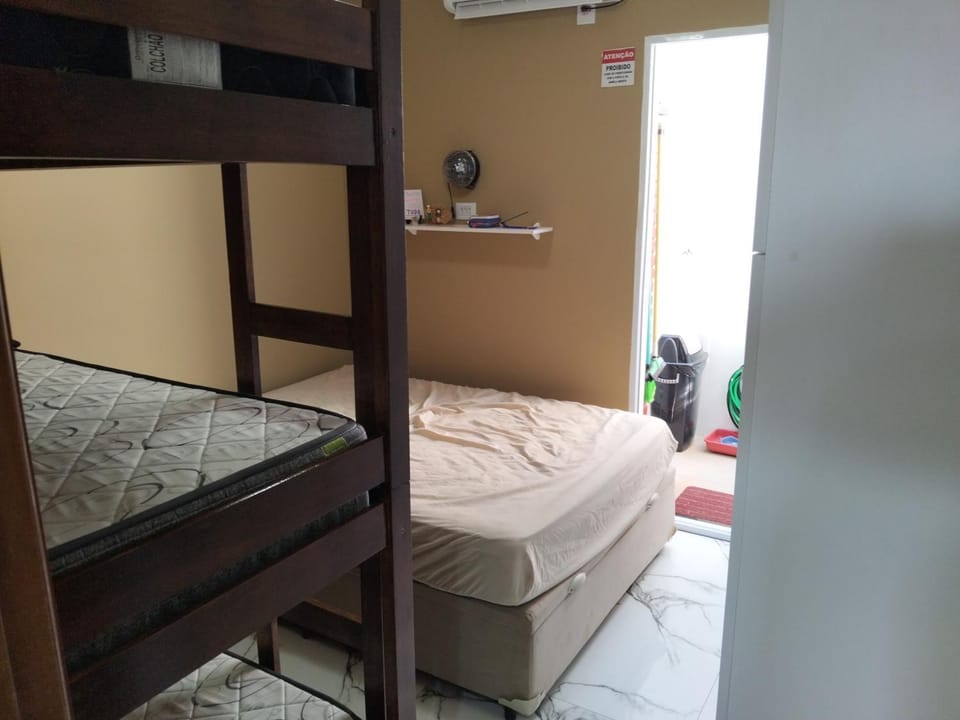 Bed, Photo of the whole room, Bedroom, bunk bed, air conditioner