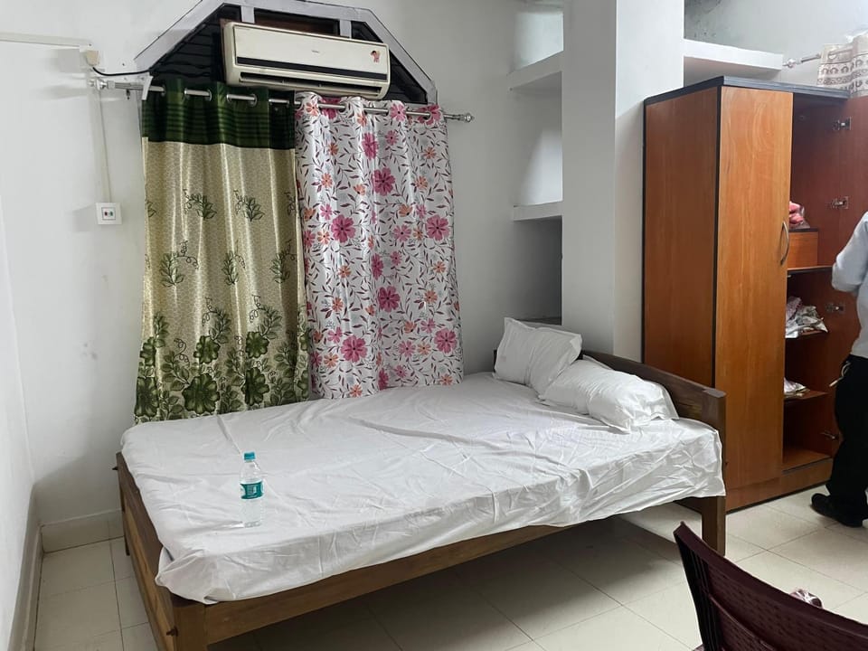Sunrise Homestay Apartment in India