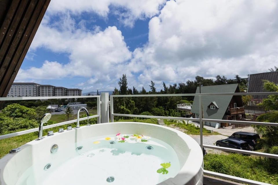 Day, Natural landscape, Hot Tub